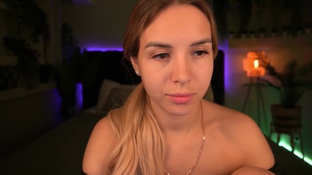 Gallery image thumbnail from Tilli's myfreecams stream on, 05/24/2024, 13:01 image 2 of 20