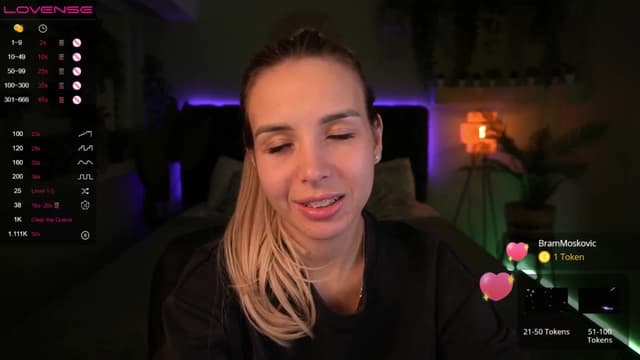Gallery image thumbnail from Tilli's myfreecams stream on, 05/27/2024, 13:03 image 2 of 20
