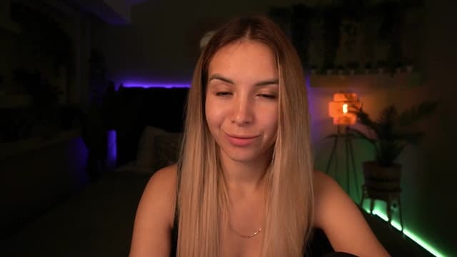 Gallery image thumbnail from Tilli's myfreecams stream on, 05/29/2024, 09:27 image 9 of 20