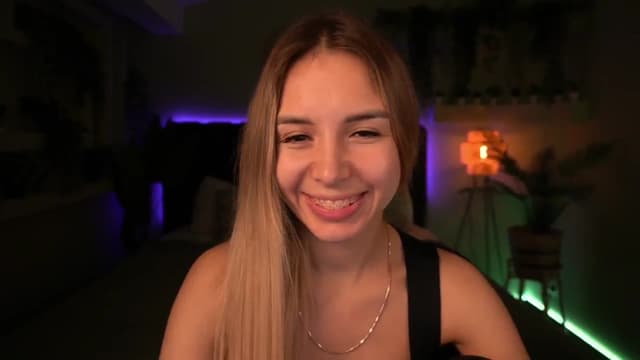 Gallery image thumbnail from Tilli's myfreecams stream on, 05/29/2024, 09:27 image 12 of 20