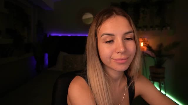 Gallery image thumbnail from Tilli's myfreecams stream on, 05/29/2024, 10:25 image 3 of 20