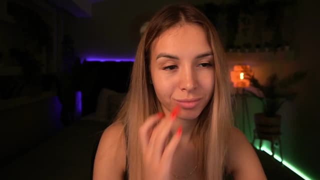 Gallery image thumbnail from Tilli's myfreecams stream on, 05/29/2024, 10:25 image 2 of 20