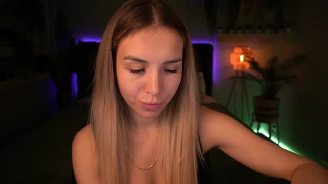 Gallery image thumbnail from Tilli's myfreecams stream on, 05/29/2024, 10:25 image 5 of 20