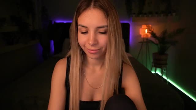 Gallery image thumbnail from Tilli's myfreecams stream on, 05/29/2024, 11:09 image 19 of 20