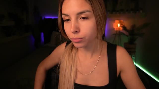 Gallery image thumbnail from Tilli's myfreecams stream on, 05/29/2024, 11:09 image 4 of 20