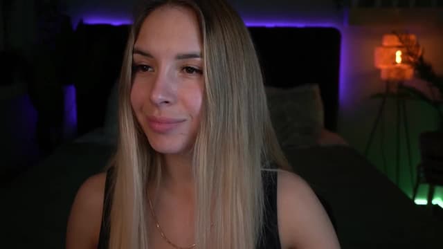 Gallery image thumbnail from Tilli's myfreecams stream on, 05/29/2024, 12:41 image 16 of 20