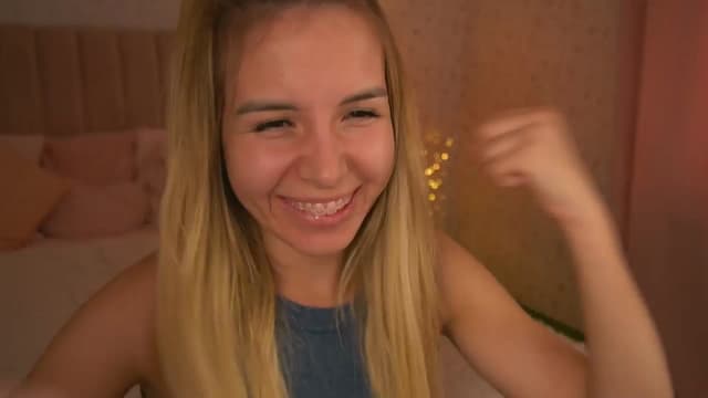 Gallery image thumbnail from Tilli's myfreecams stream on, 05/30/2024, 12:03 image 10 of 20