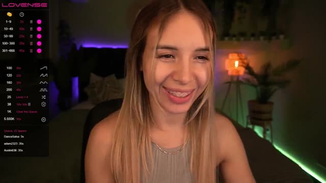 Gallery image thumbnail from Tilli's myfreecams stream on, 06/08/2024, 10:47 image 11 of 20