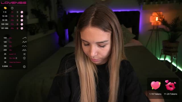Gallery image thumbnail from Tilli's myfreecams stream on, 06/10/2024, 07:34 image 14 of 20