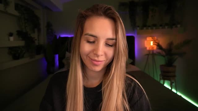 Gallery image thumbnail from Tilli's myfreecams stream on, 06/10/2024, 09:11 image 12 of 20