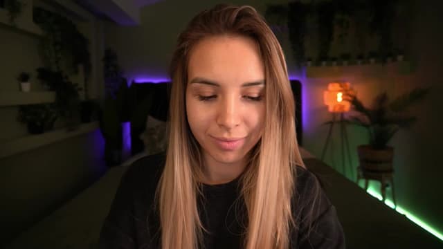 Gallery image thumbnail from Tilli's myfreecams stream on, 06/10/2024, 09:11 image 10 of 20