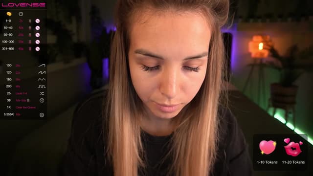 Gallery image thumbnail from Tilli's myfreecams stream on, 06/10/2024, 10:17 image 18 of 20