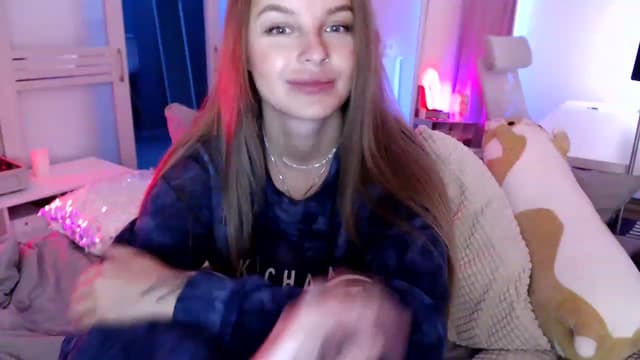 Gallery image thumbnail from V_e_e's myfreecams stream on, 03/29/2023, 21:24 image 20 of 20