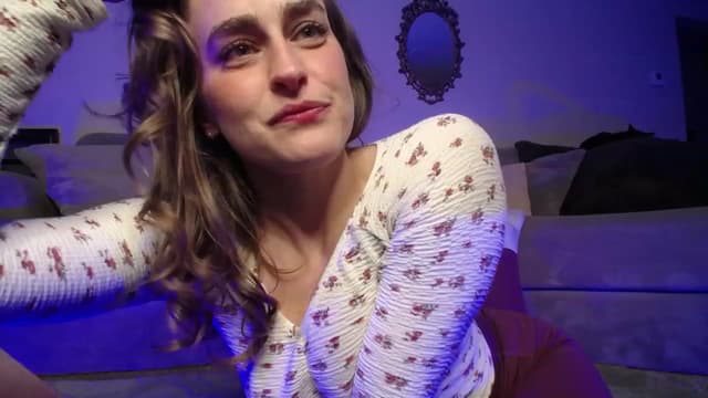 Gallery image thumbnail from Vedah's myfreecams stream on, 12/16/2022, 05:47 image 10 of 20