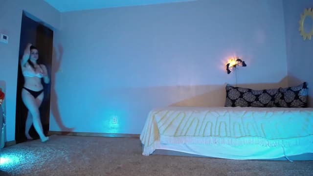Gallery image thumbnail from Vedah's myfreecams stream on, 12/29/2022, 07:38 image 13 of 20