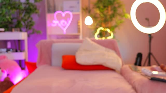 Gallery image thumbnail from Vesia's myfreecams stream on, 06/15/2025, 12:59 image 5 of 20