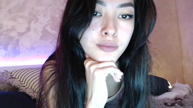 Gallery image thumbnail from Vikki's myfreecams stream on, 10/07/2023, 23:12 image 12 of 20