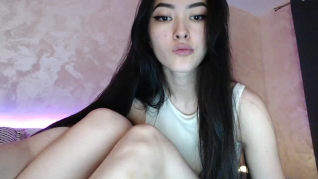Gallery image thumbnail from Vikki's myfreecams stream on, 10/09/2023, 23:04 image 5 of 20