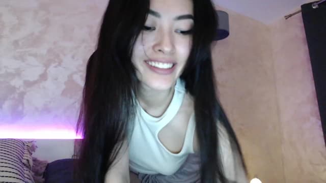 Gallery image thumbnail from Vikki's myfreecams stream on, 10/09/2023, 23:04 image 6 of 20