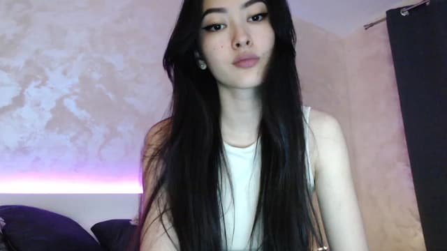 Gallery image thumbnail from Vikki's myfreecams stream on, 10/10/2023, 24:23 image 17 of 20