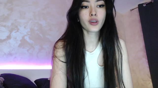 Gallery image thumbnail from Vikki's myfreecams stream on, 10/10/2023, 24:23 image 14 of 20