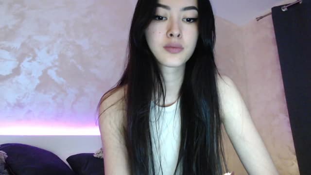 Gallery image thumbnail from Vikki's myfreecams stream on, 10/10/2023, 24:23 image 16 of 20