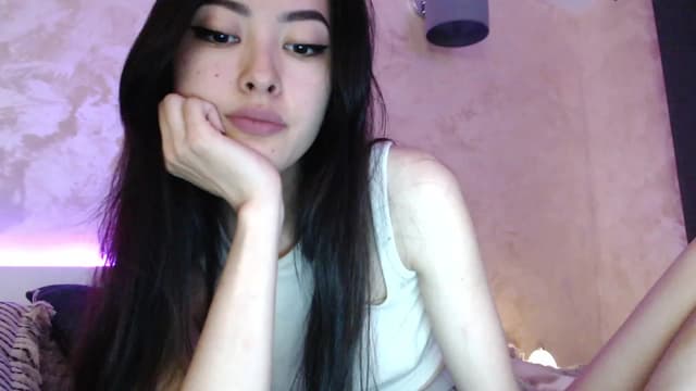 Gallery image thumbnail from Vikki's myfreecams stream on, 10/10/2023, 24:23 image 13 of 20