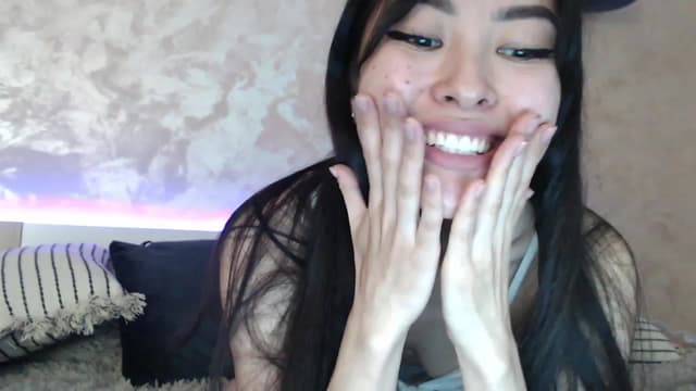 Gallery image thumbnail from Vikki's myfreecams stream on, 10/22/2023, 22:27 image 16 of 20