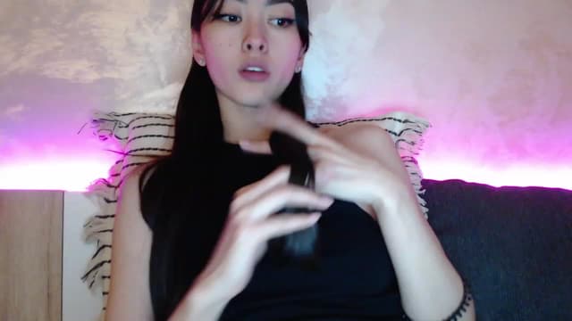 Gallery image thumbnail from Vikki's myfreecams stream on, 11/12/2023, 05:20 image 6 of 20