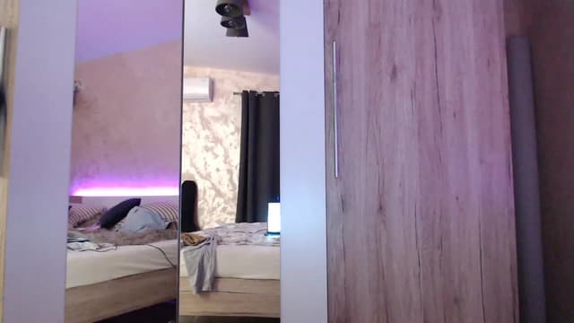 Gallery image thumbnail from Vikki's myfreecams stream on, 11/16/2023, 03:27 image 11 of 20