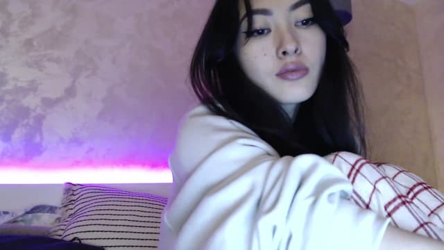 Gallery image thumbnail from Vikki's myfreecams stream on, 11/25/2023, 01:03 image 13 of 20