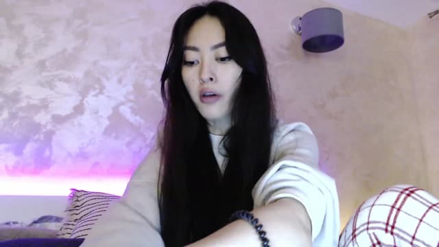 Gallery image thumbnail from Vikki's myfreecams stream on, 11/25/2023, 01:09 image 3 of 20