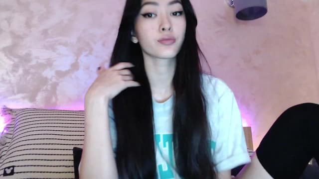 Gallery image thumbnail from Vikki's myfreecams stream on, 11/26/2023, 01:19 image 11 of 20