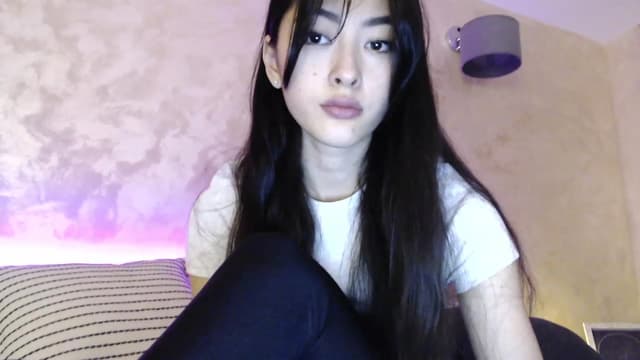Gallery image thumbnail from Vikki's myfreecams stream on, 11/27/2023, 24:02 image 15 of 20
