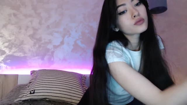 Gallery image thumbnail from Vikki's myfreecams stream on, 11/27/2023, 24:02 image 8 of 20