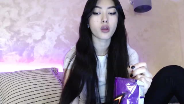 Gallery image thumbnail from Vikki's myfreecams stream on, 11/27/2023, 24:02 image 20 of 20