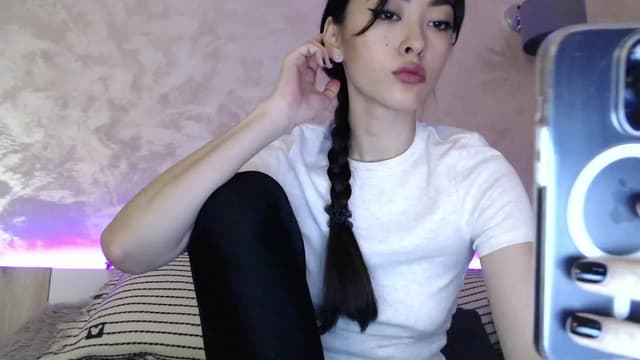 Gallery image thumbnail from Vikki's myfreecams stream on, 11/27/2023, 24:02 image 2 of 20