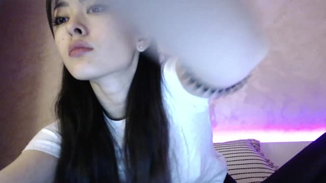 Gallery image thumbnail from Vikki's myfreecams stream on, 11/27/2023, 02:32 image 7 of 20