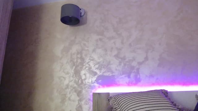 Gallery image thumbnail from Vikki's myfreecams stream on, 11/27/2023, 02:32 image 4 of 20