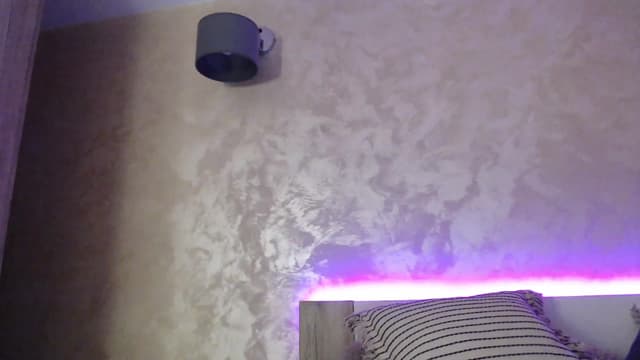 Gallery image thumbnail from Vikki's myfreecams stream on, 11/27/2023, 02:32 image 5 of 20