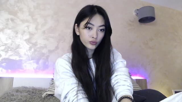 Gallery image thumbnail from Vikki's myfreecams stream on, 11/27/2023, 23:41 image 3 of 20