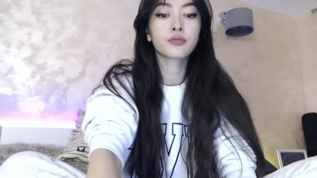 Gallery image thumbnail from Vikki's myfreecams stream on, 11/27/2023, 23:41 image 16 of 20