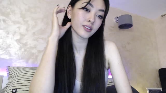 Gallery image thumbnail from Vikki's myfreecams stream on, 11/29/2023, 24:01 image 7 of 20