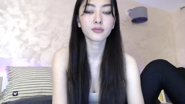 Gallery image thumbnail from Vikki's myfreecams stream on, 11/29/2023, 24:01 image 6 of 20