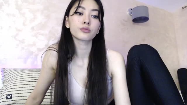 Gallery image thumbnail from Vikki's myfreecams stream on, 11/29/2023, 24:40 image 4 of 20