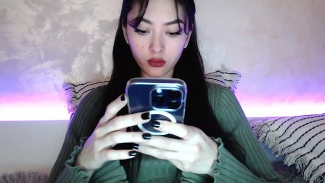 Gallery image thumbnail from Vikki's myfreecams stream on, 12/09/2023, 24:20 image 11 of 20