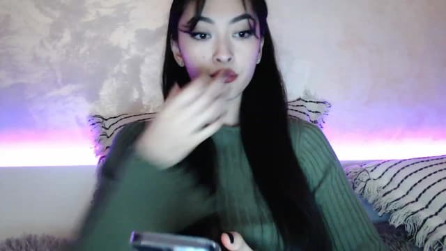 Gallery image thumbnail from Vikki's myfreecams stream on, 12/09/2023, 24:20 image 14 of 20