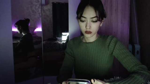 Gallery image thumbnail from Vikki's myfreecams stream on, 12/09/2023, 02:06 image 17 of 20