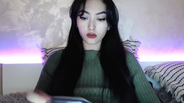 Gallery image thumbnail from Vikki's myfreecams stream on, 12/09/2023, 02:06 image 3 of 20