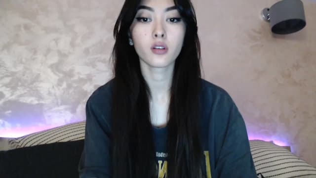 Gallery image thumbnail from Vikki's myfreecams stream on, 12/09/2023, 23:48 image 17 of 20